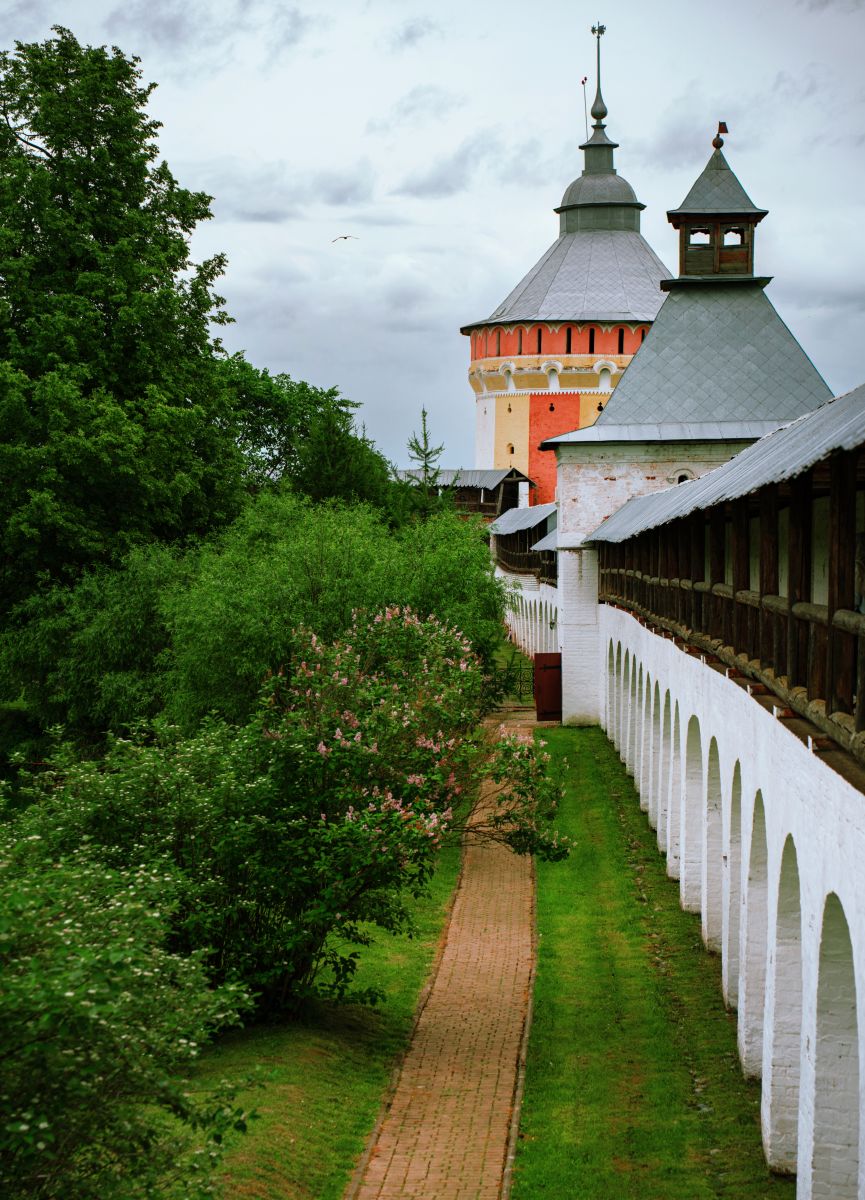 Спасо-Прилуцкий Димитриев мужской монастырь